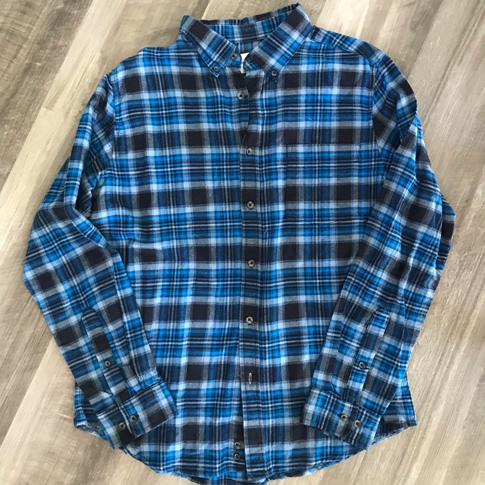 Men’s Flannel size L